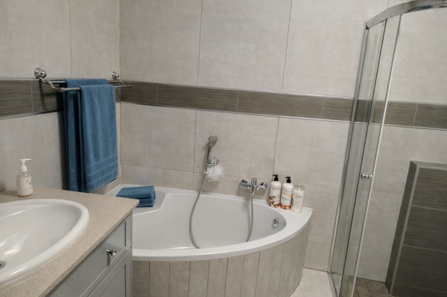 3 Bedroom Property for Sale in Maraldi Estate Free State